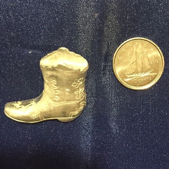 Pewter cowboy boot pin - Picture 3 of 3